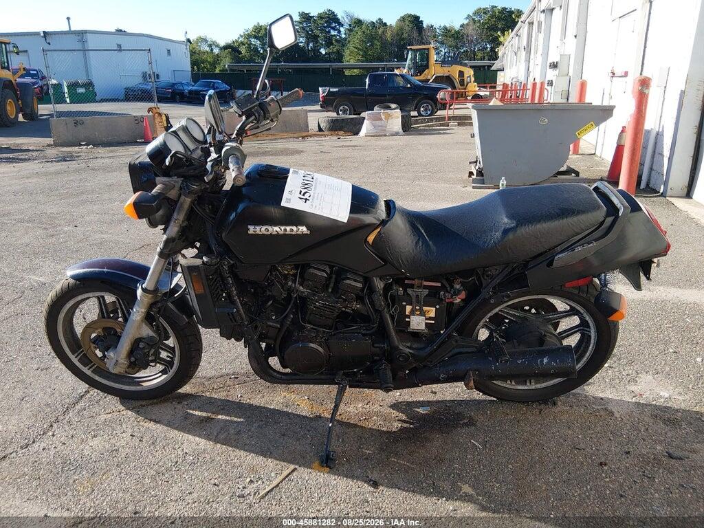 1HFSC1704EA004104 1984 HONDA VF1100 photo no. 12