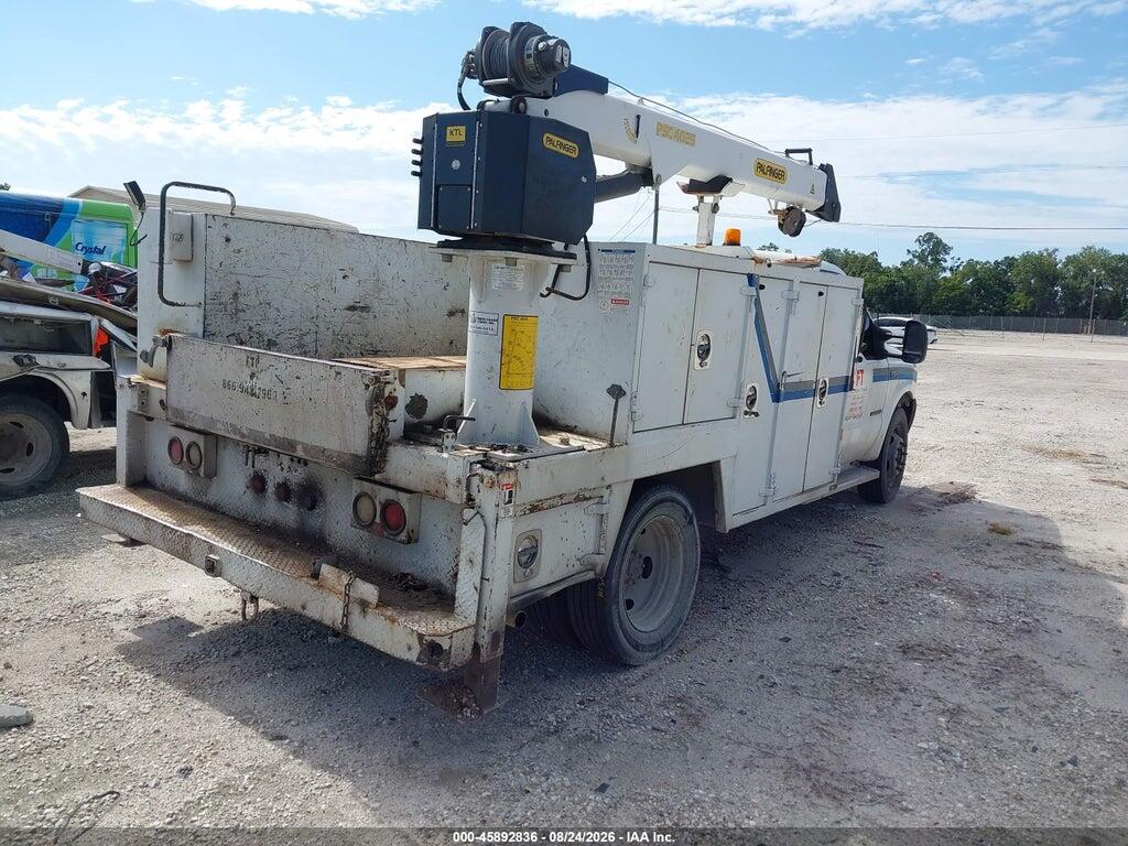 1FDAF57F92EA41013 2002 FORD F-550 photo no. 4