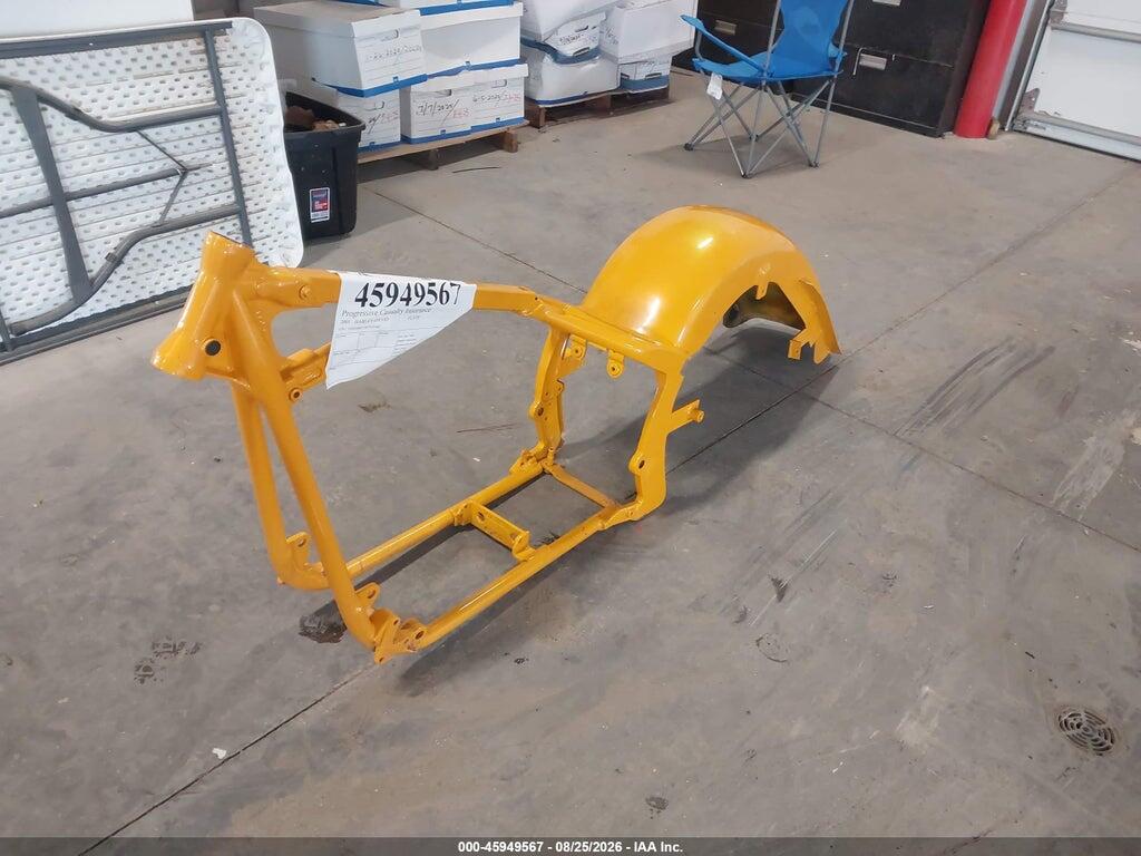 1HD1BMY181Y032067 2001 HARLEY-DAVIDSON FLSTF photo no. 2