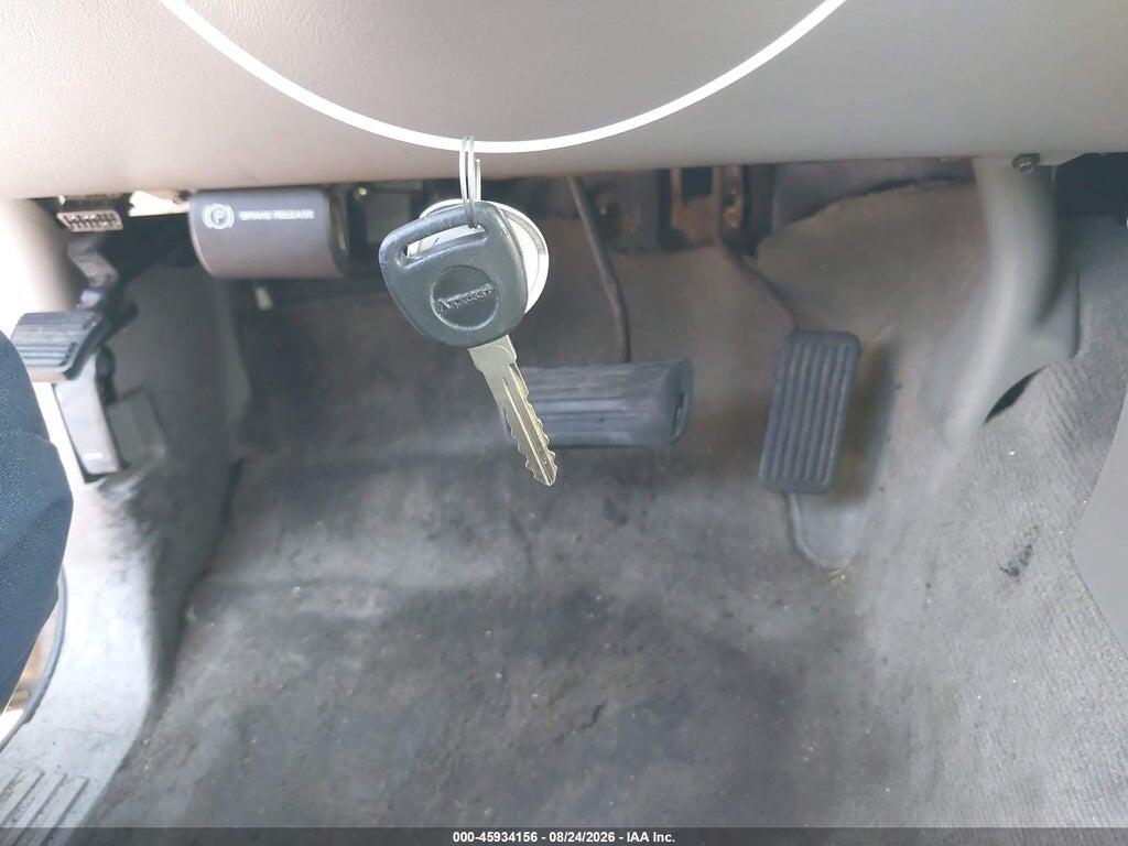 1GTEC19T42E124679 2002 GMC SIERRA 1500 photo no. 11