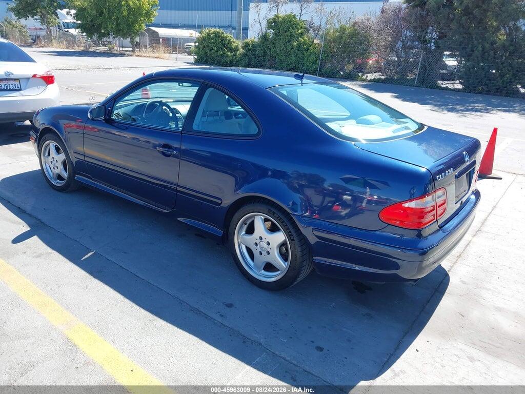 WDBLJ70G7YF158892 2000 MERCEDES-BENZ CLK 430 photo no. 3