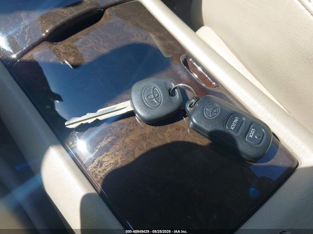 JTEHF21A230124792 2003 TOYOTA HIGHLANDER photo no. 11