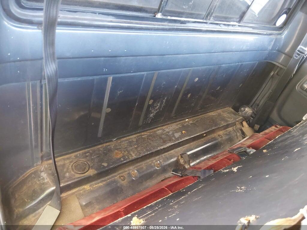 1FTEF25H1FPB27242 1985 FORD F250 photo no. 8