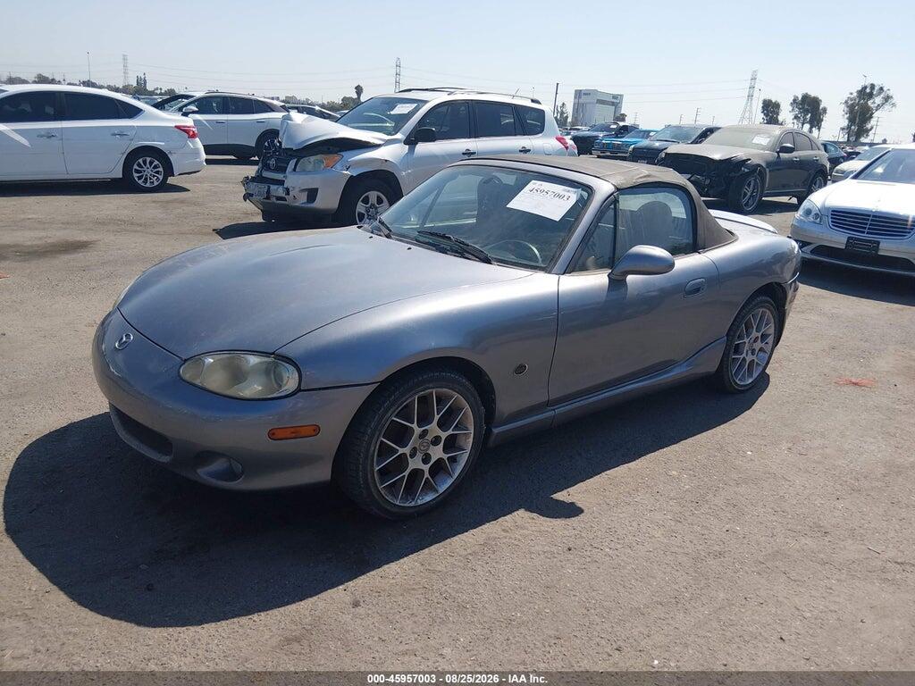 JM1NB353420224525 2002 MAZDA MX-5 MIATA photo no. 2