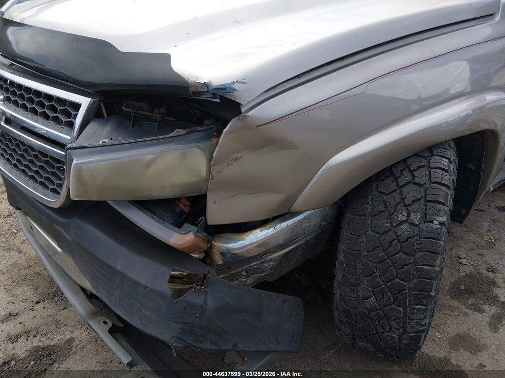 1GCHK29U35E289822 2005 CHEVROLET SILVERADO 2500HD photo no. 6