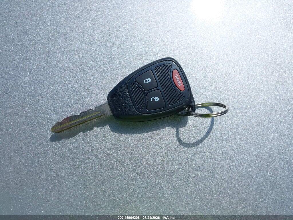 2C4GP44RX5R174889 2005 CHRYSLER TOWN & COUNTRY photo no. 11