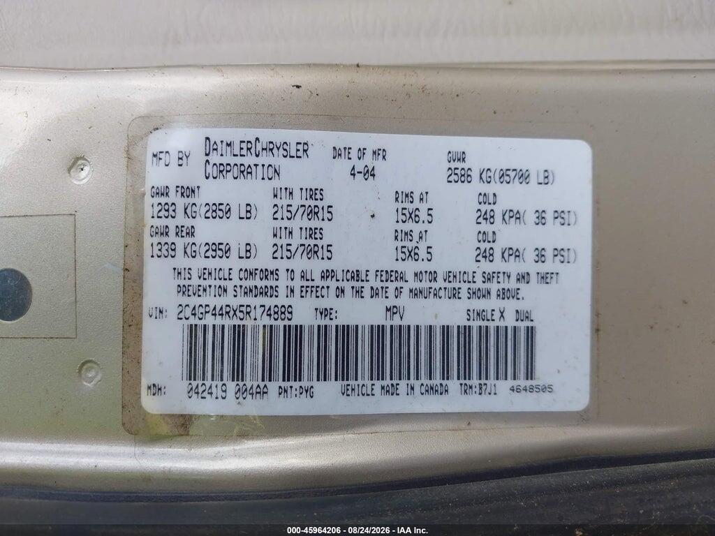2C4GP44RX5R174889 2005 CHRYSLER TOWN & COUNTRY photo no. 9