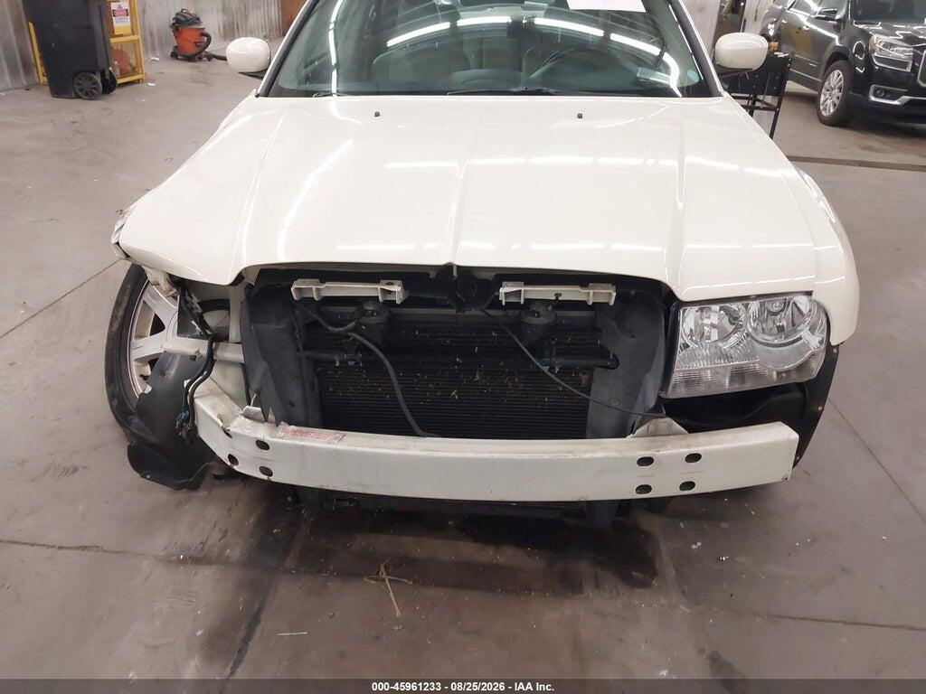2C3JA53G05H180806 2005 CHRYSLER 300 photo no. 6