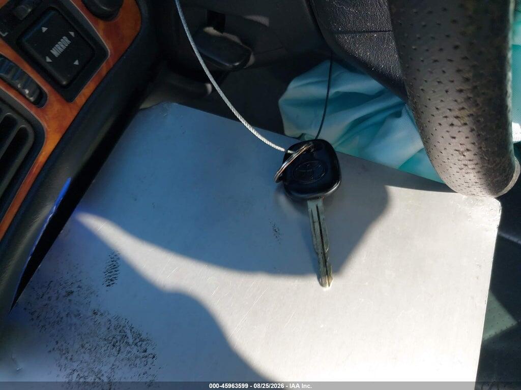 2T1FF22P31C495221 2001 TOYOTA CAMRY SOLARA photo no. 11