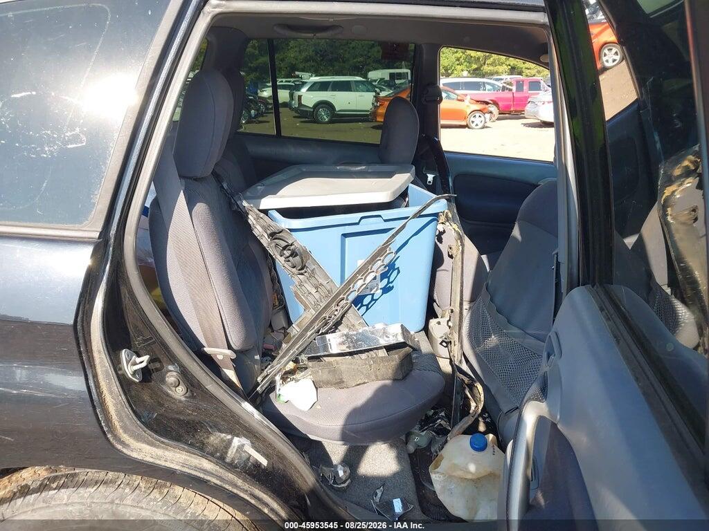 JTEGH20V320043437 2002 TOYOTA RAV4 photo no. 8