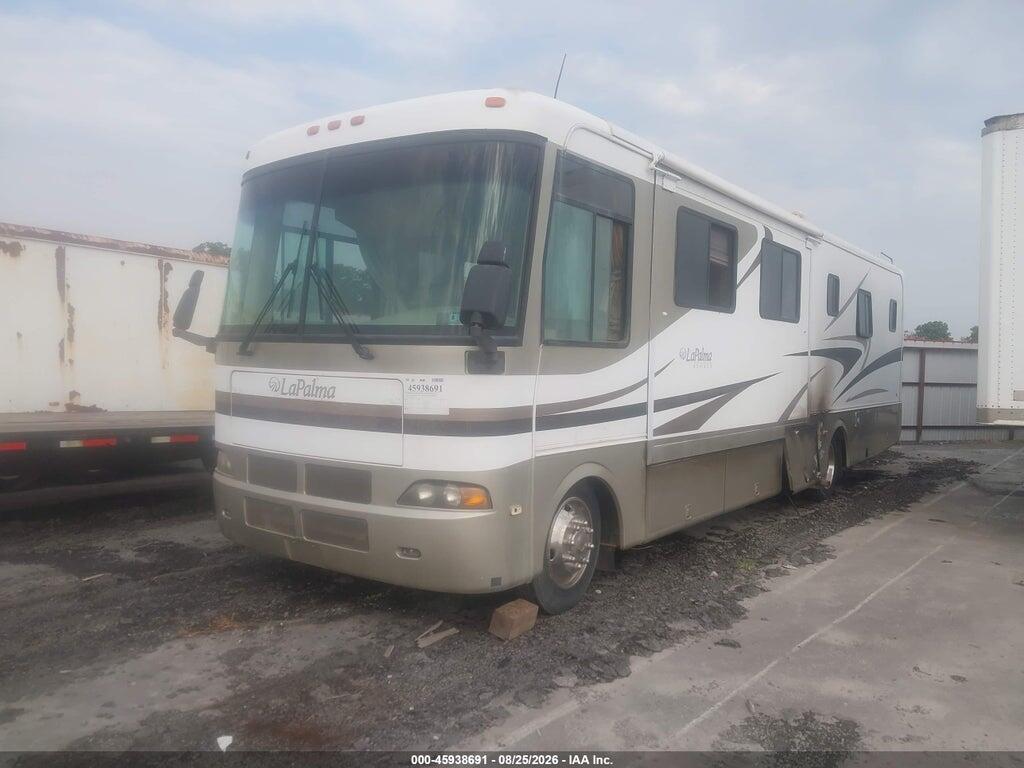 5B4MP67G023354773 2002 WORKHORSE CUSTOM CHASSIS MOTORHOME CHASSIS photo no. 2