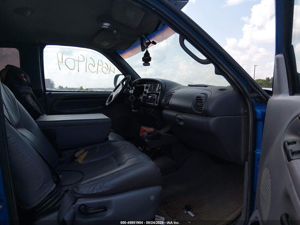 1B7KF23W8WJ124331 1998 DODGE RAM 2500 photo no. 5