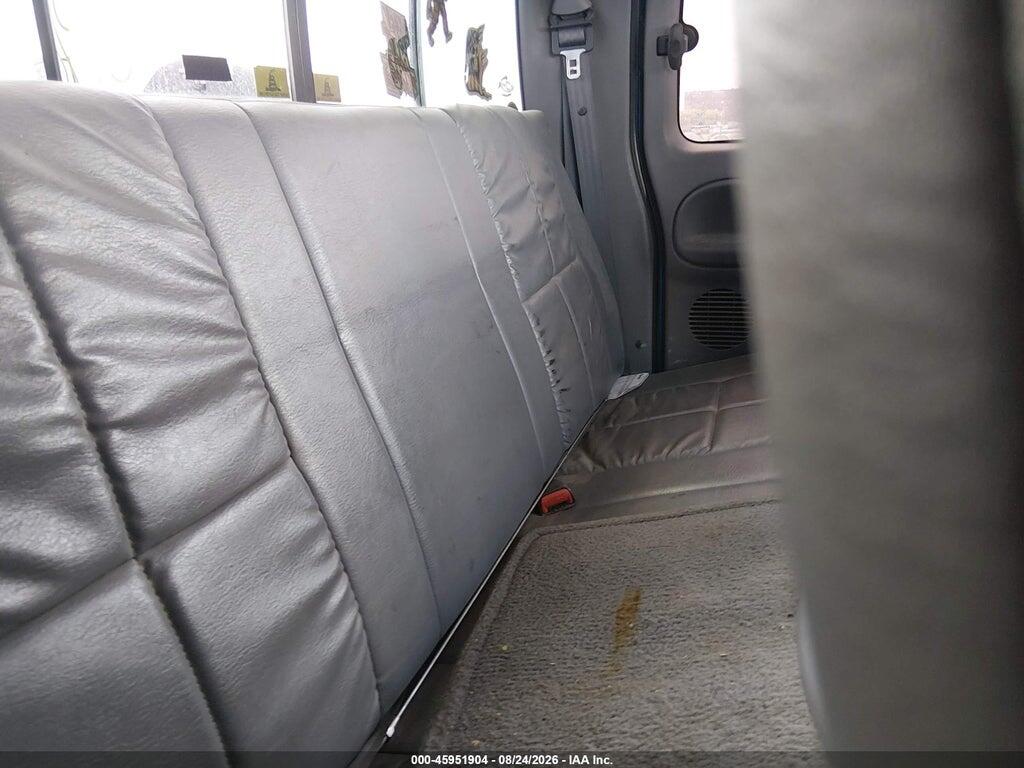 1B7KF23W8WJ124331 1998 DODGE RAM 2500 photo no. 8