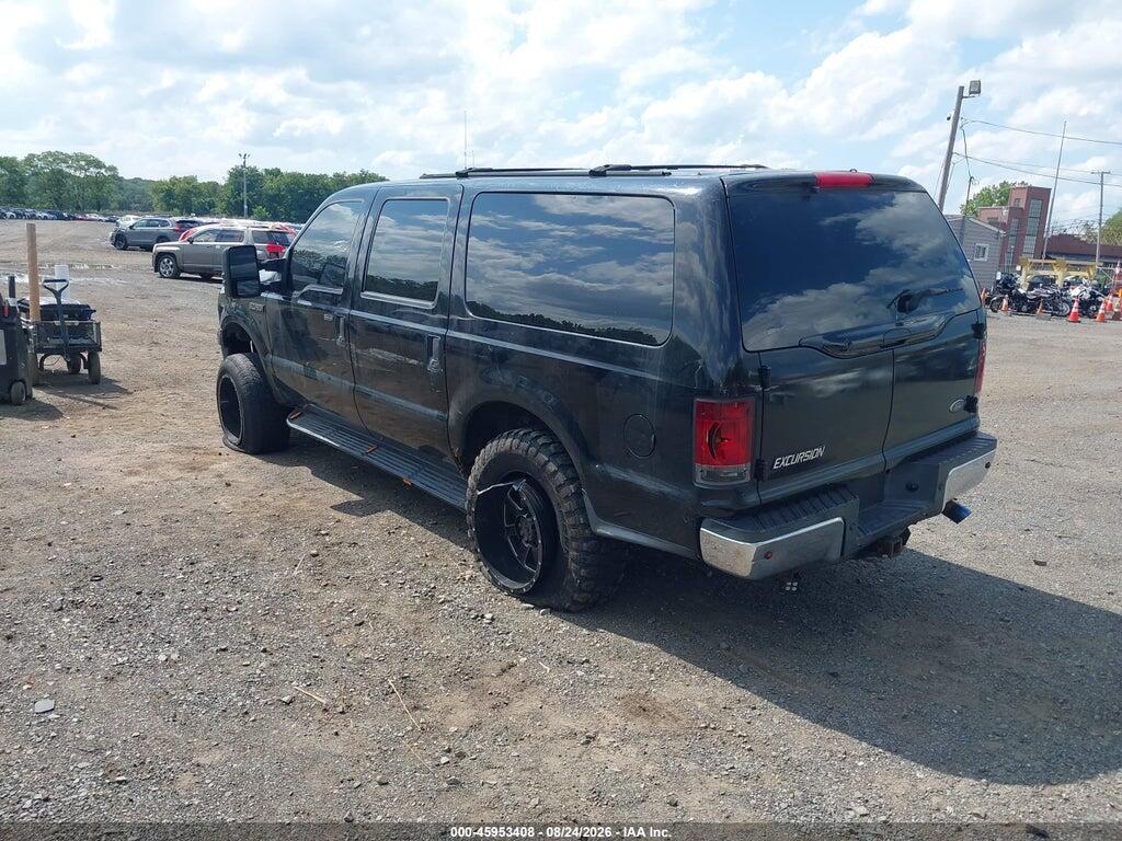 1FMNU41L45ED23984 2005 FORD EXCURSION photo no. 3