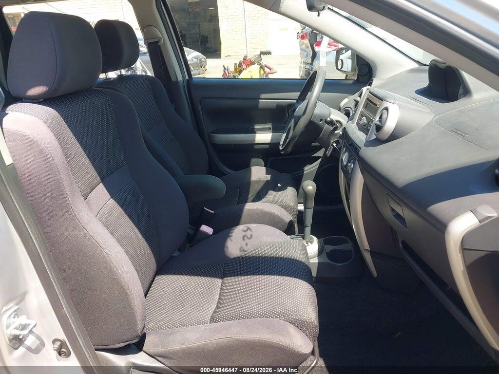 JTKKT624X50117832 2005 SCION XA photo no. 5
