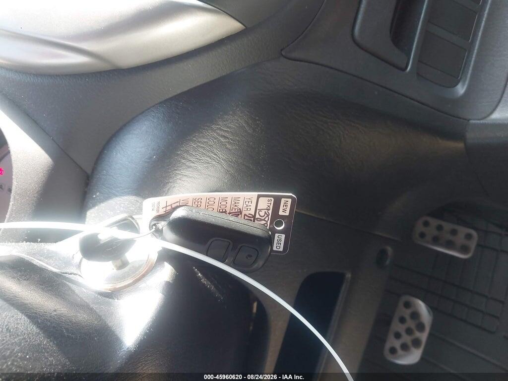 JTEGD20V050055237 2005 TOYOTA RAV4 photo no. 11