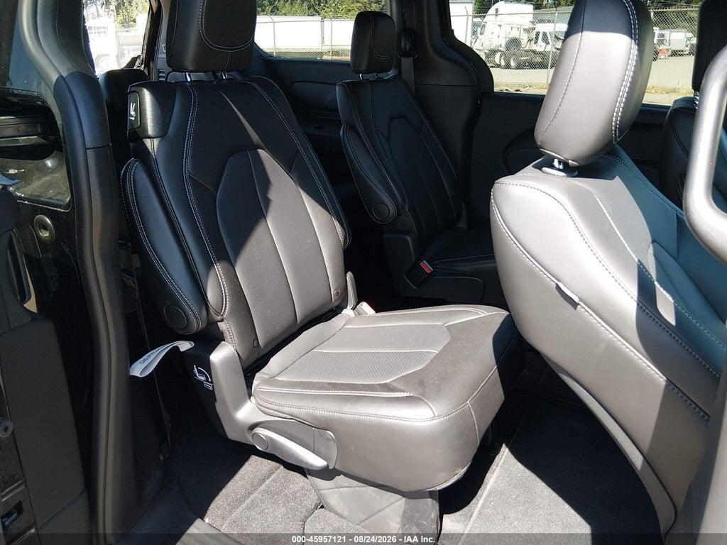 2C4RC1BG9VR568680 2027 CHRYSLER PACIFICA photo no. 8