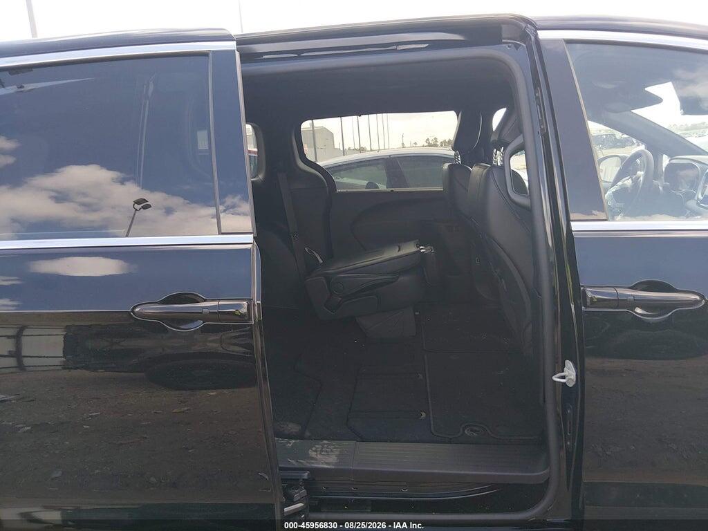 2C4RC1BG9VR585463 2027 CHRYSLER PACIFICA photo no. 8