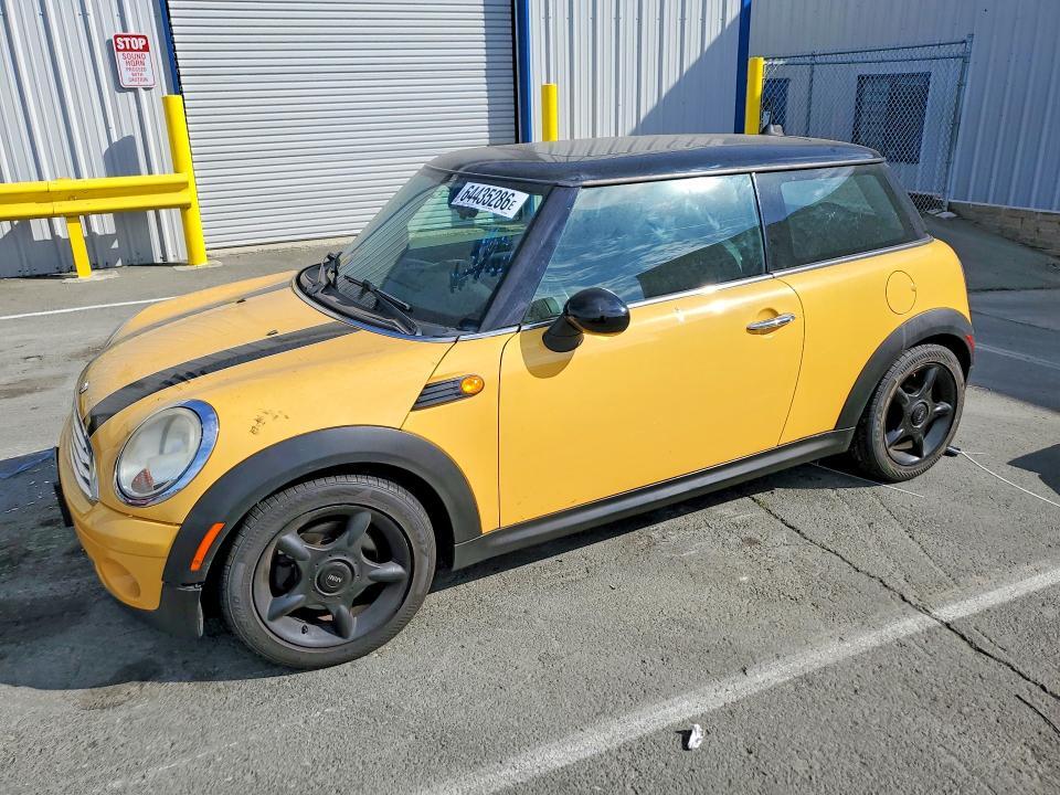 2009 MINI COOPER WMWMF33529TW79562