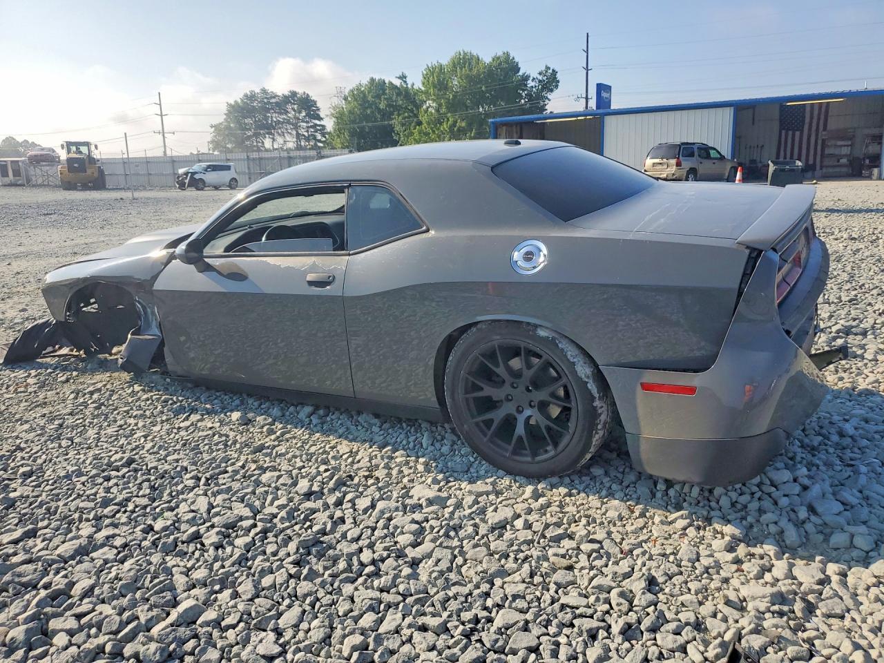 2C3CDZBT8HH568439 2017 DODGE CHALLENGER photo no. 2