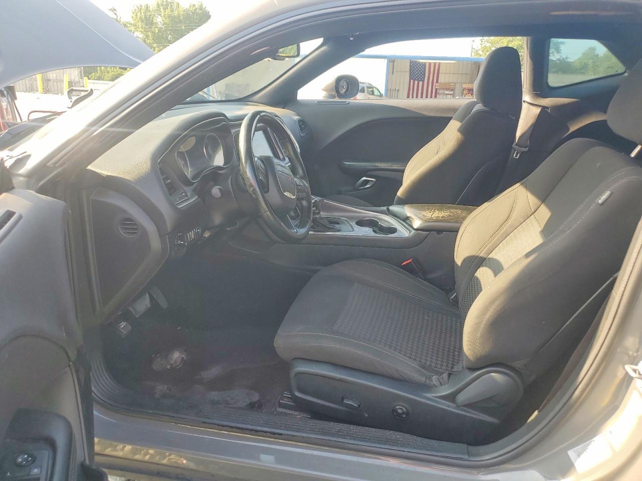 2C3CDZBT8HH568439 2017 DODGE CHALLENGER photo no. 7