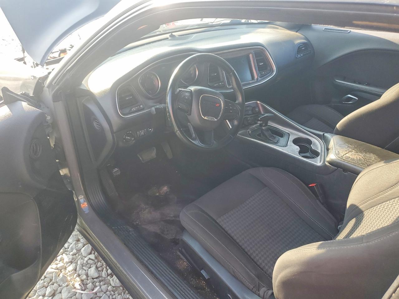 2C3CDZBT8HH568439 2017 DODGE CHALLENGER photo no. 8