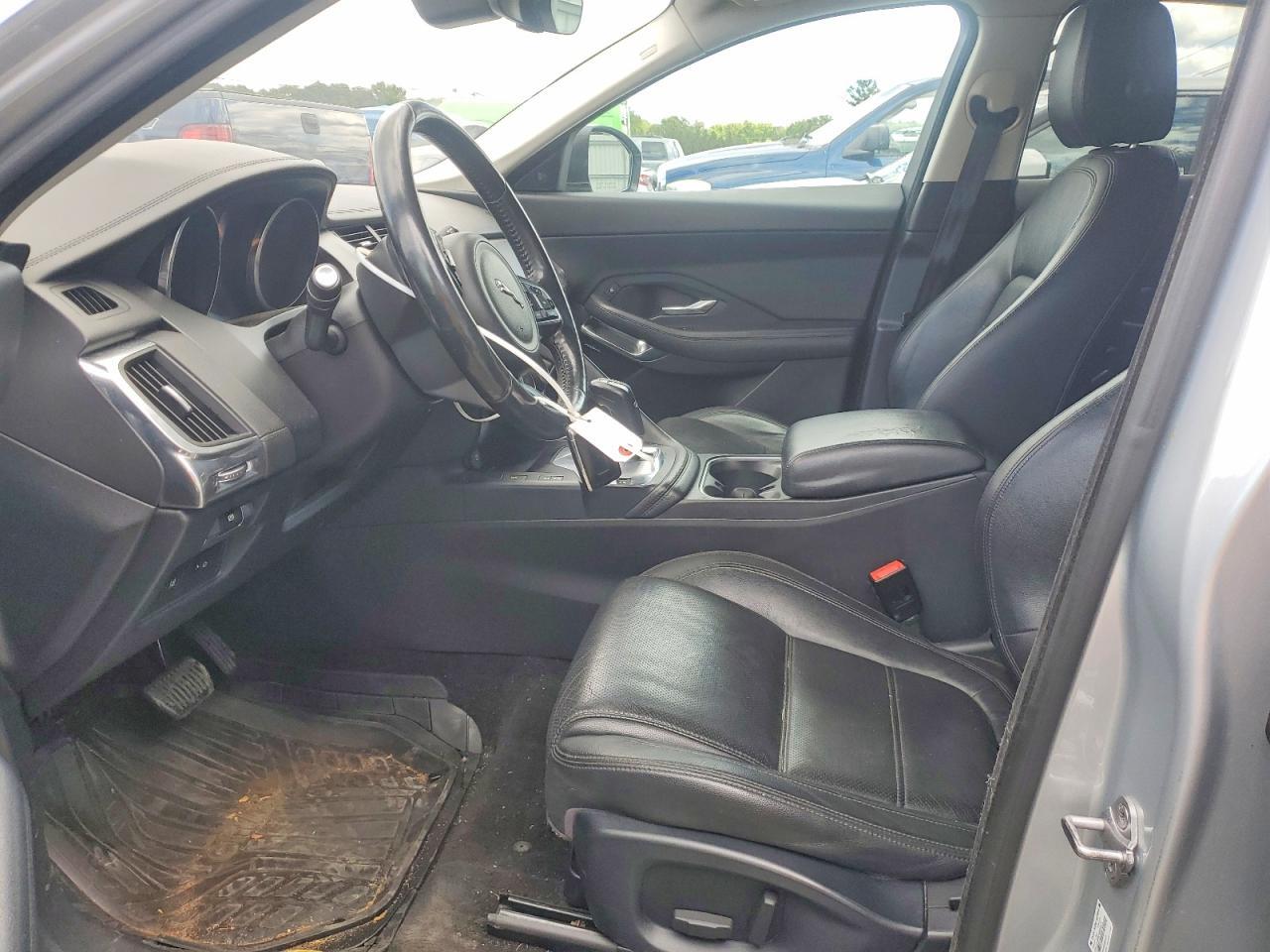 SADFJ2FX6J1Z05110 2018 JAGUAR E-PACE photo no. 7