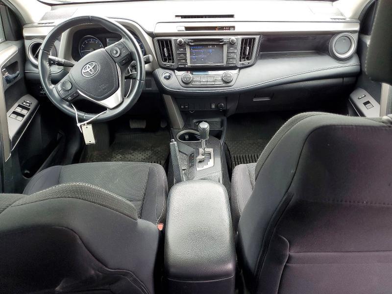 2T3RFREV9JW719954 2018 TOYOTA RAV4 photo no. 8