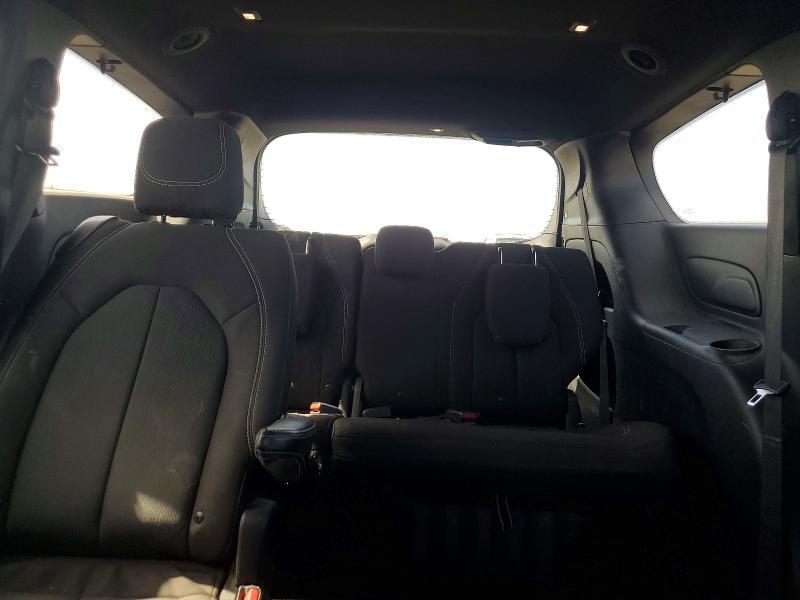 2C4RC1FG0JR361972 2018 CHRYSLER PACIFICA photo no. 10