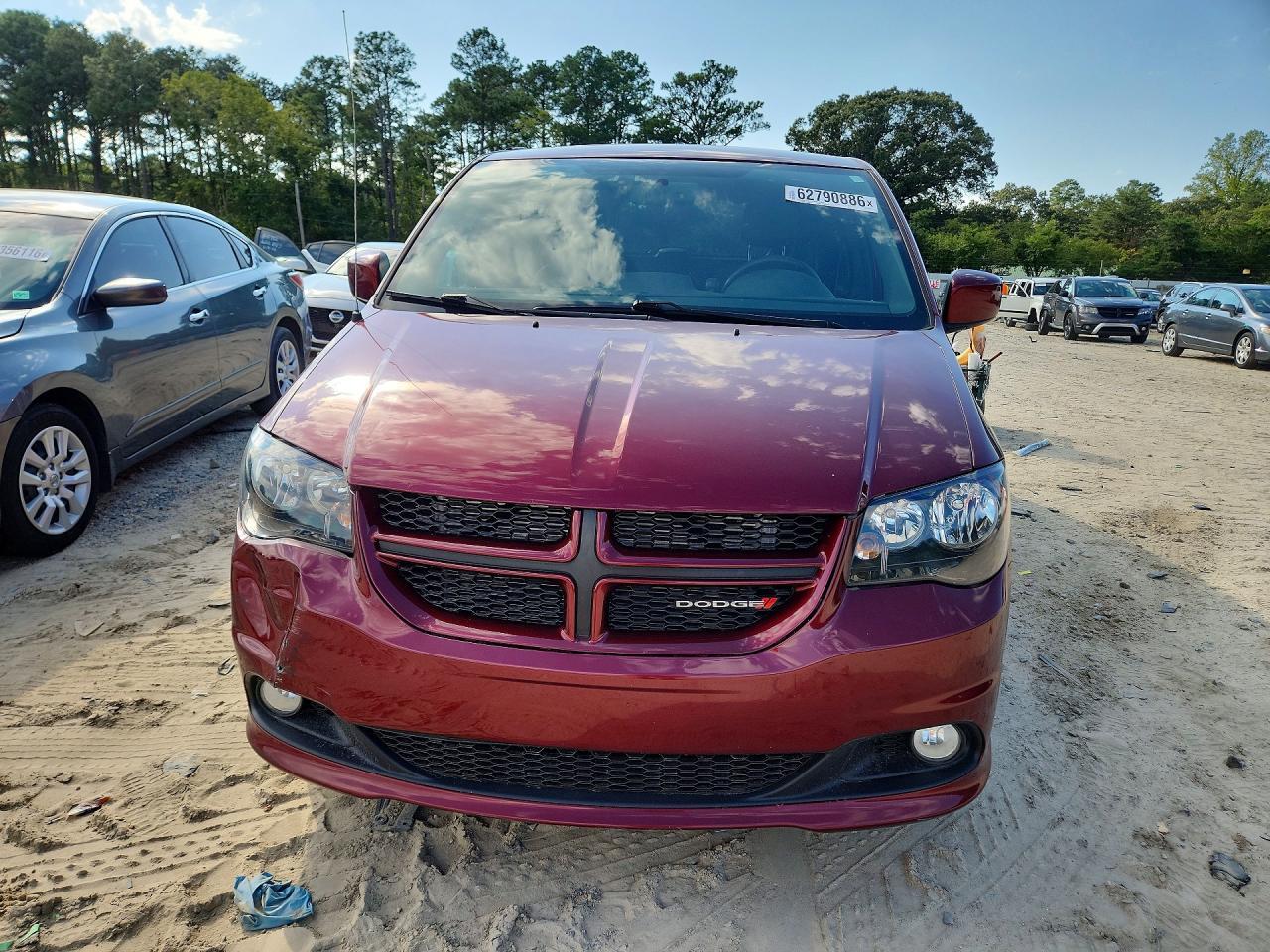 2C4RDGEGXHR549801 2017 DODGE GRAND CARAVAN photo no. 5