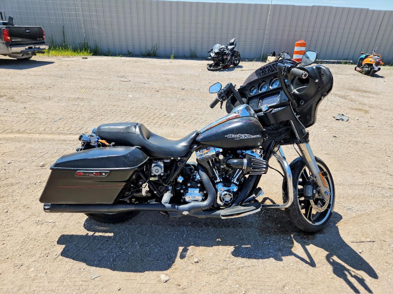 2016 HARLEY-DAVIDSON FLHXS 1HD1KRM16GB670798