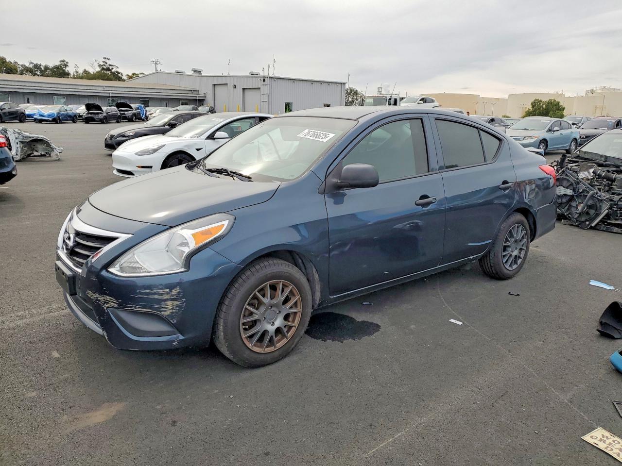 3N1CN7AP3FL833597 2015 NISSAN VERSA photo no. 1