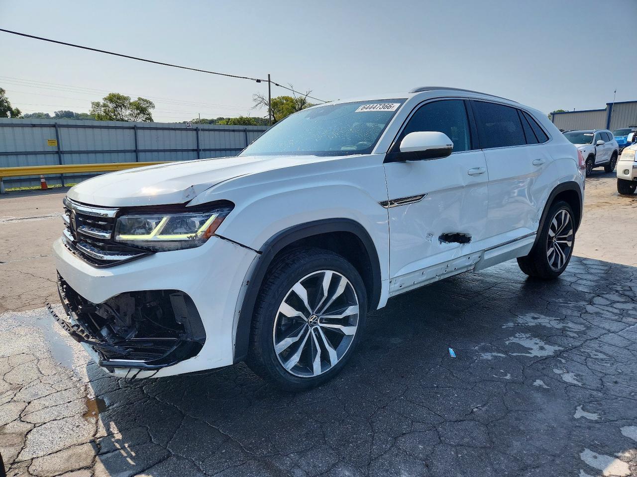 2021 VOLKSWAGEN ATLAS CROSS SPORT 1V2CE2CA2MC217695