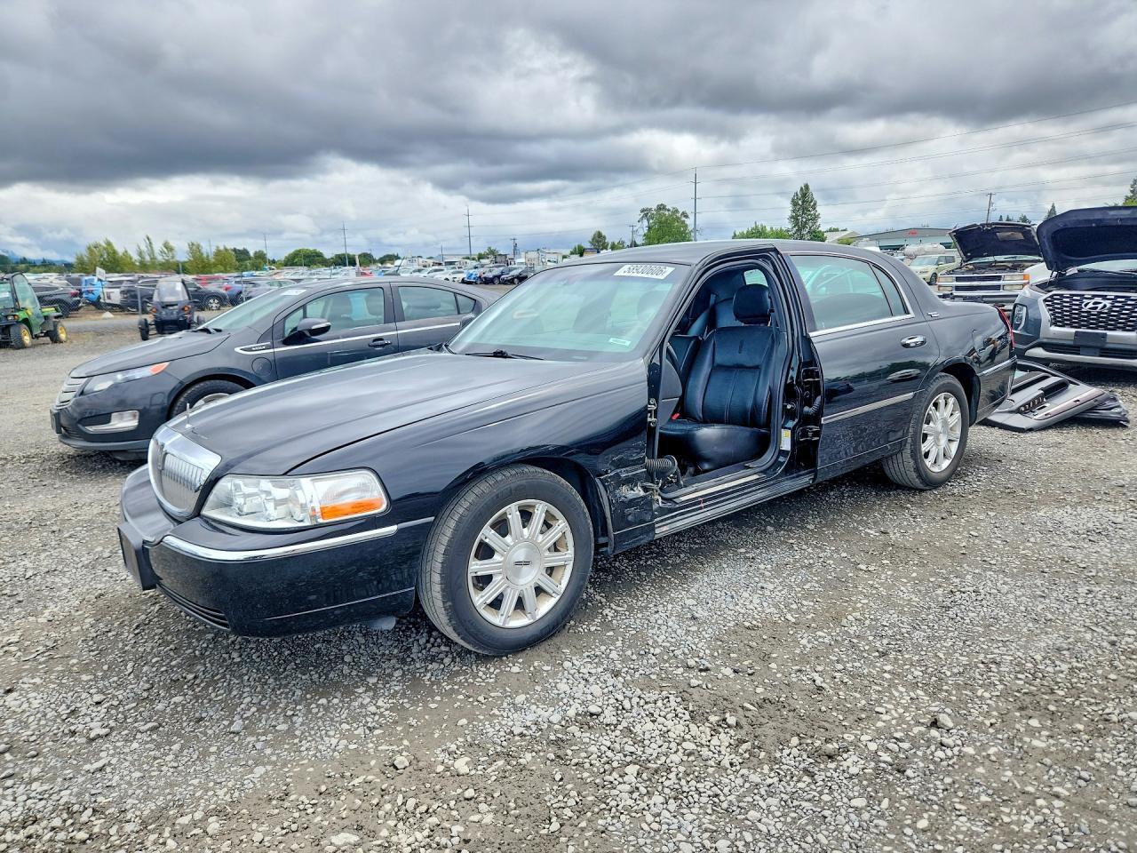 2010 LINCOLN TOWN CAR 2LNBL8CV2AX613239