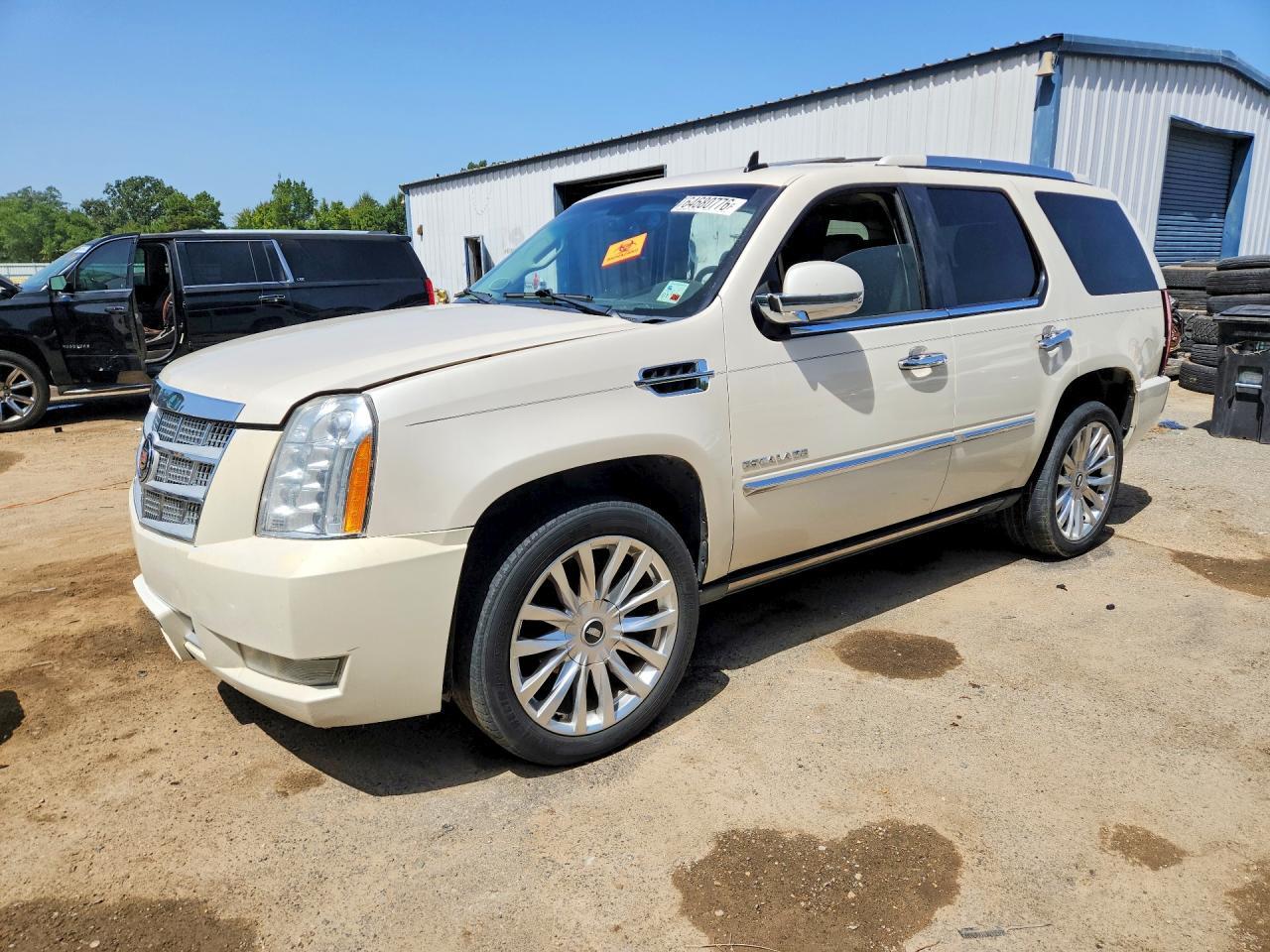 2012 CADILLAC ESCALADE 1GYS4DEF2CR307231