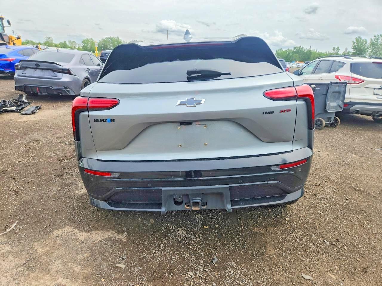 2024 CHEVROLET BLAZER RS — Фото 6 из 12