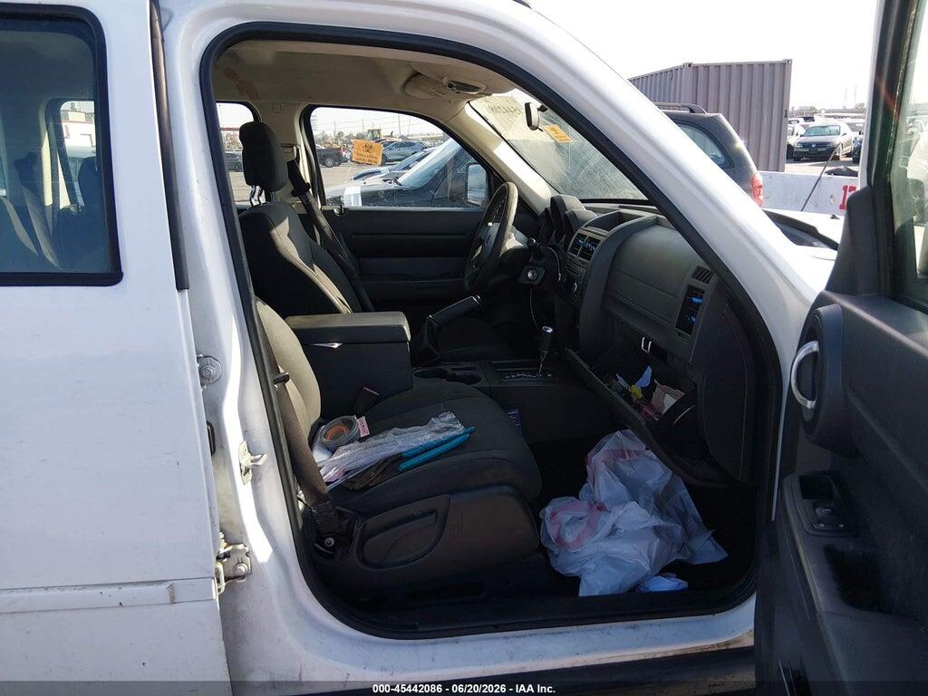 1D4PT2GK0BW521358 2011 DODGE NITRO photo no. 5
