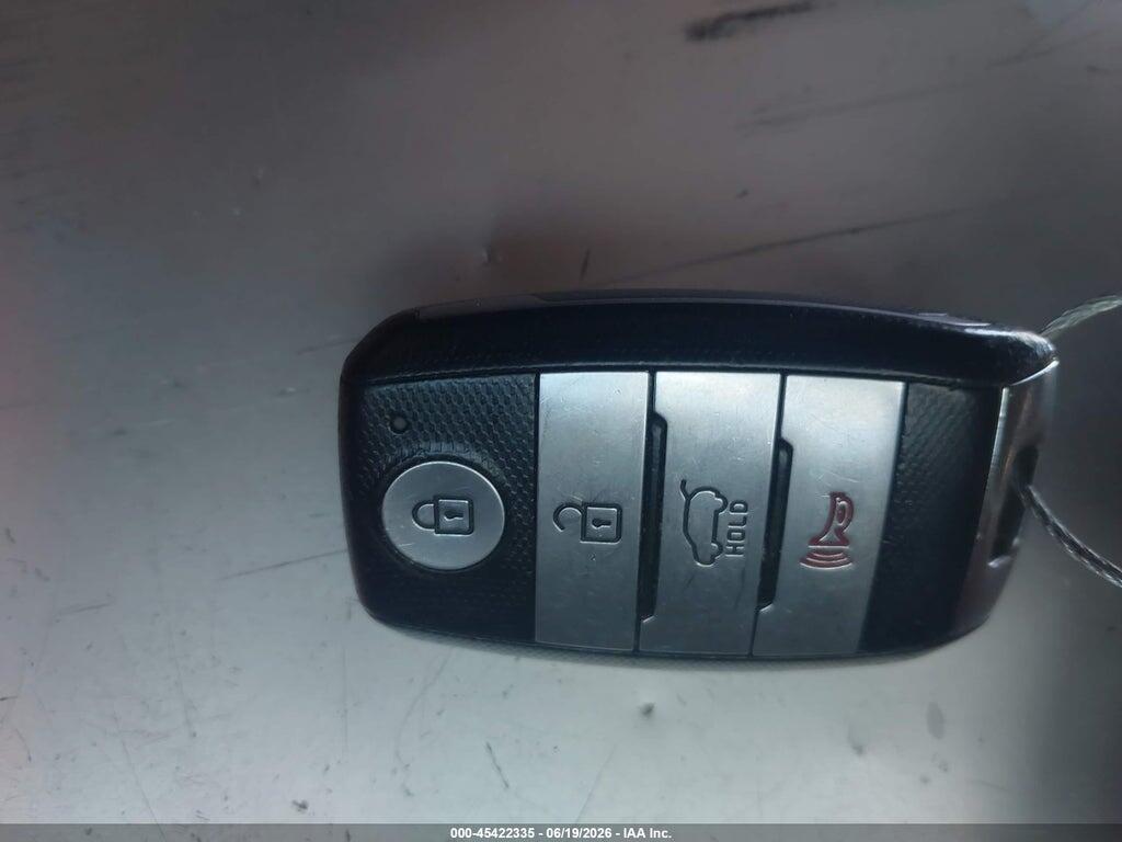 KNDJX3AA8K7019012 2019 KIA SOUL photo no. 11