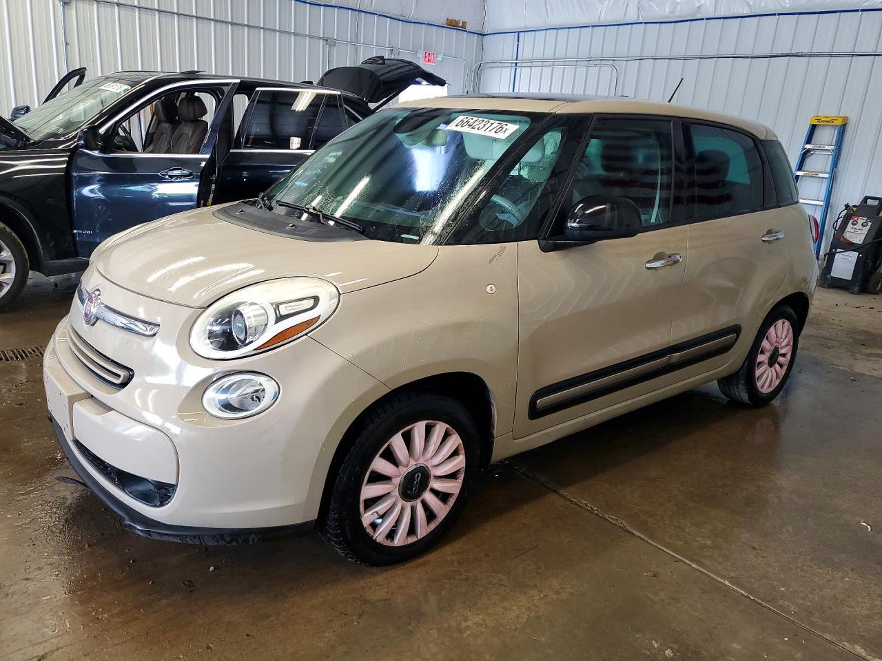 2014 FIAT 500L ZFBCFABH1EZ016721