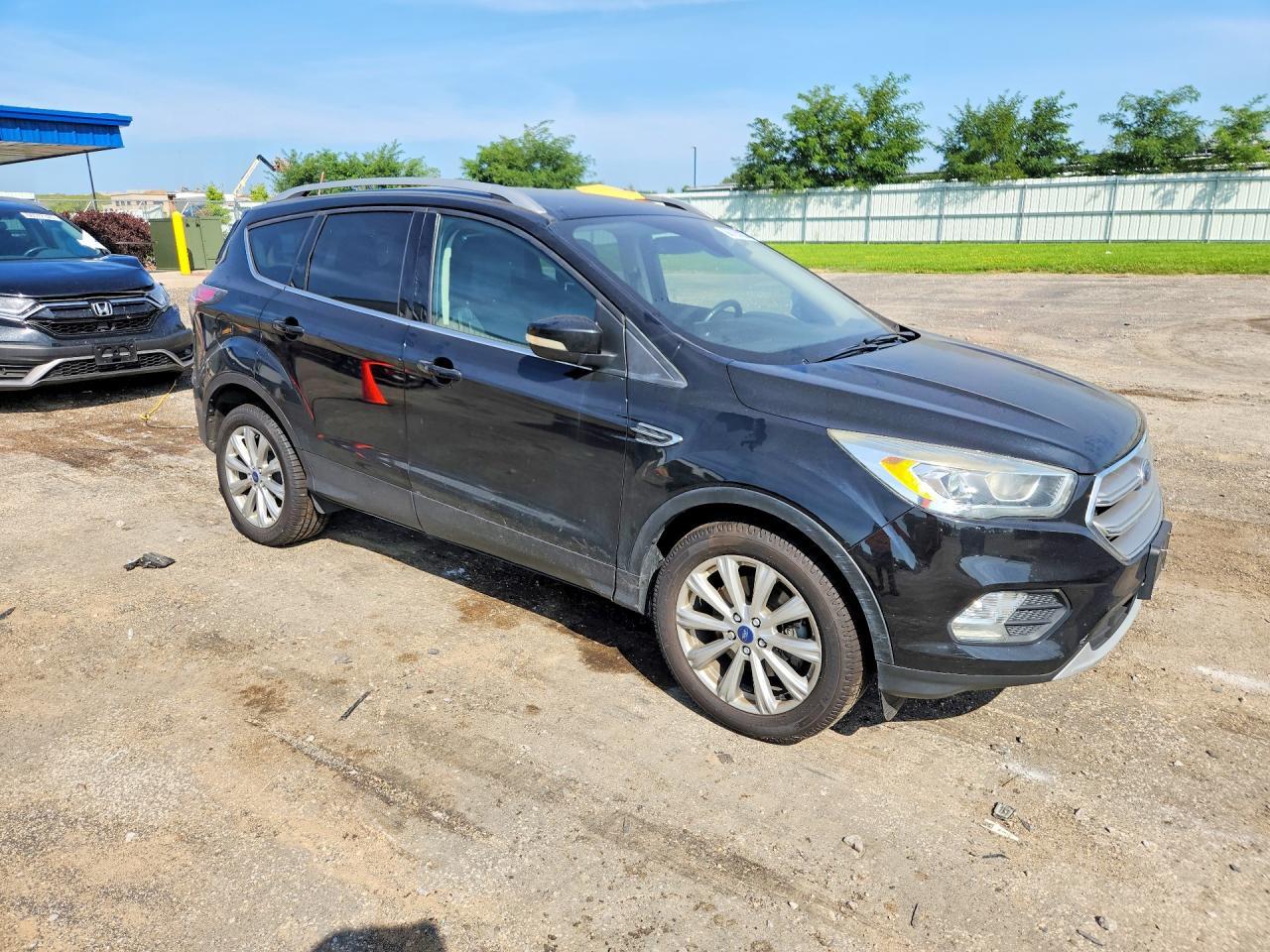 1FMCU9JD5HUB34266 2017 FORD ESCAPE photo no. 4