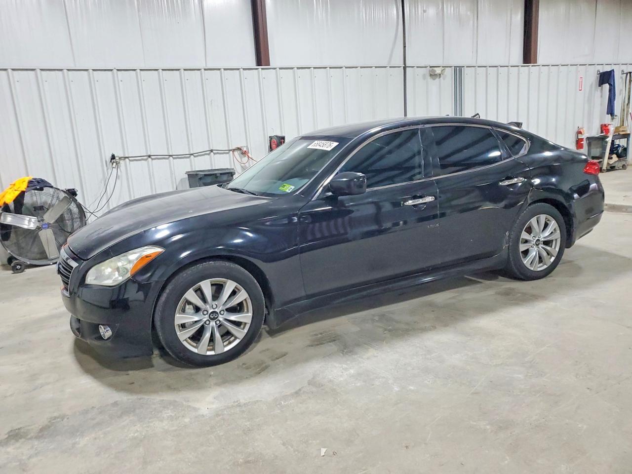 JN1AY1AP2BM520326 2011 INFINITI M56 photo no. 1
