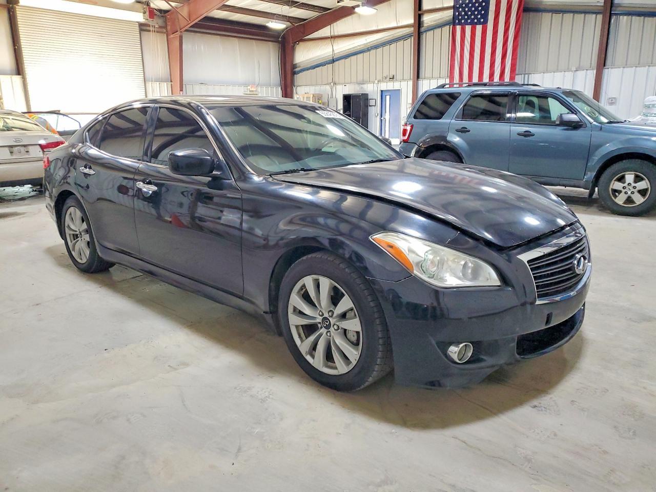 JN1AY1AP2BM520326 2011 INFINITI M56 photo no. 4