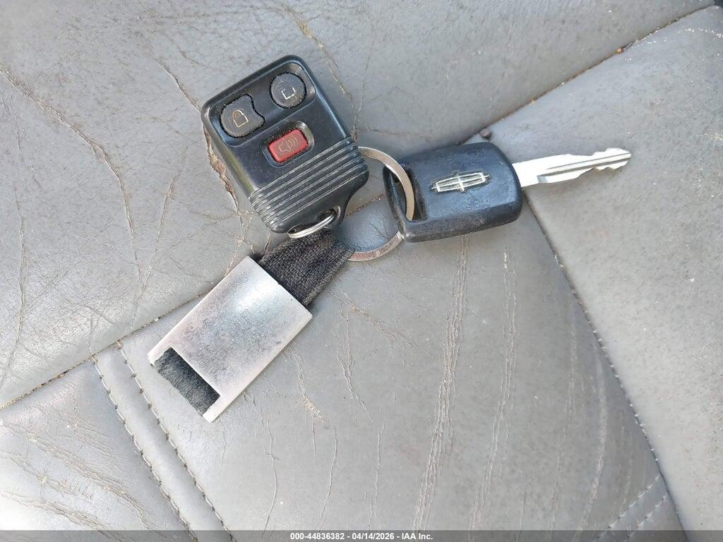 5LTPW16556FJ24919 2006 LINCOLN MARK LT photo no. 11