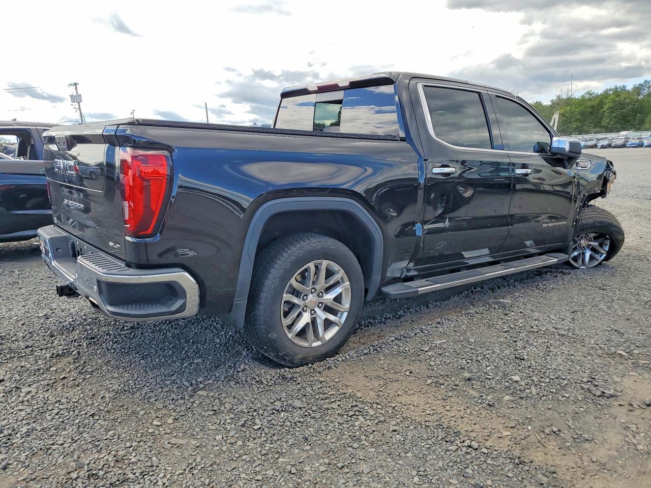 2019 GMC SIERRA K1500 SLT — Фото 3 из 12
