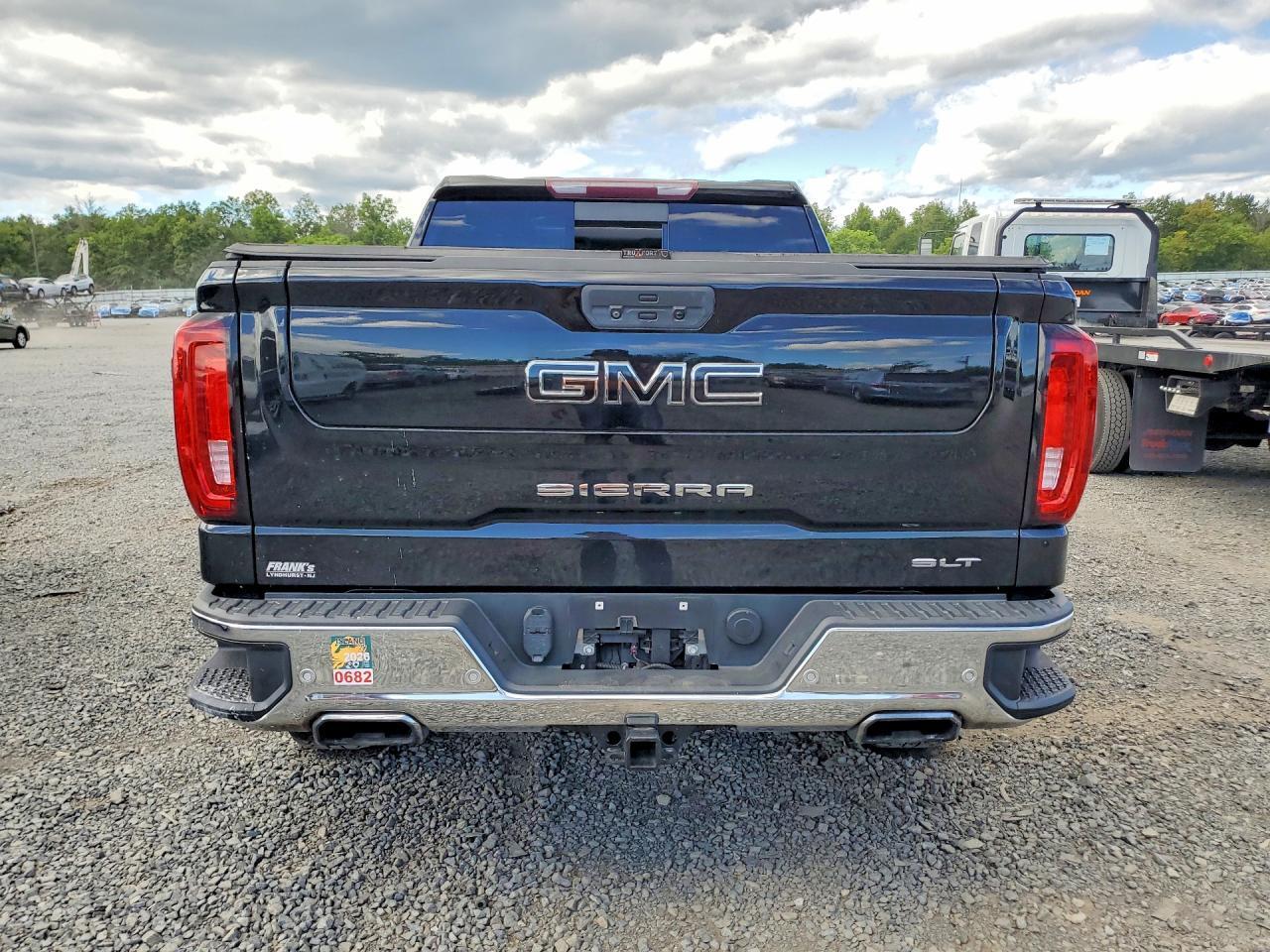 2019 GMC SIERRA K1500 SLT — Фото 6 из 12
