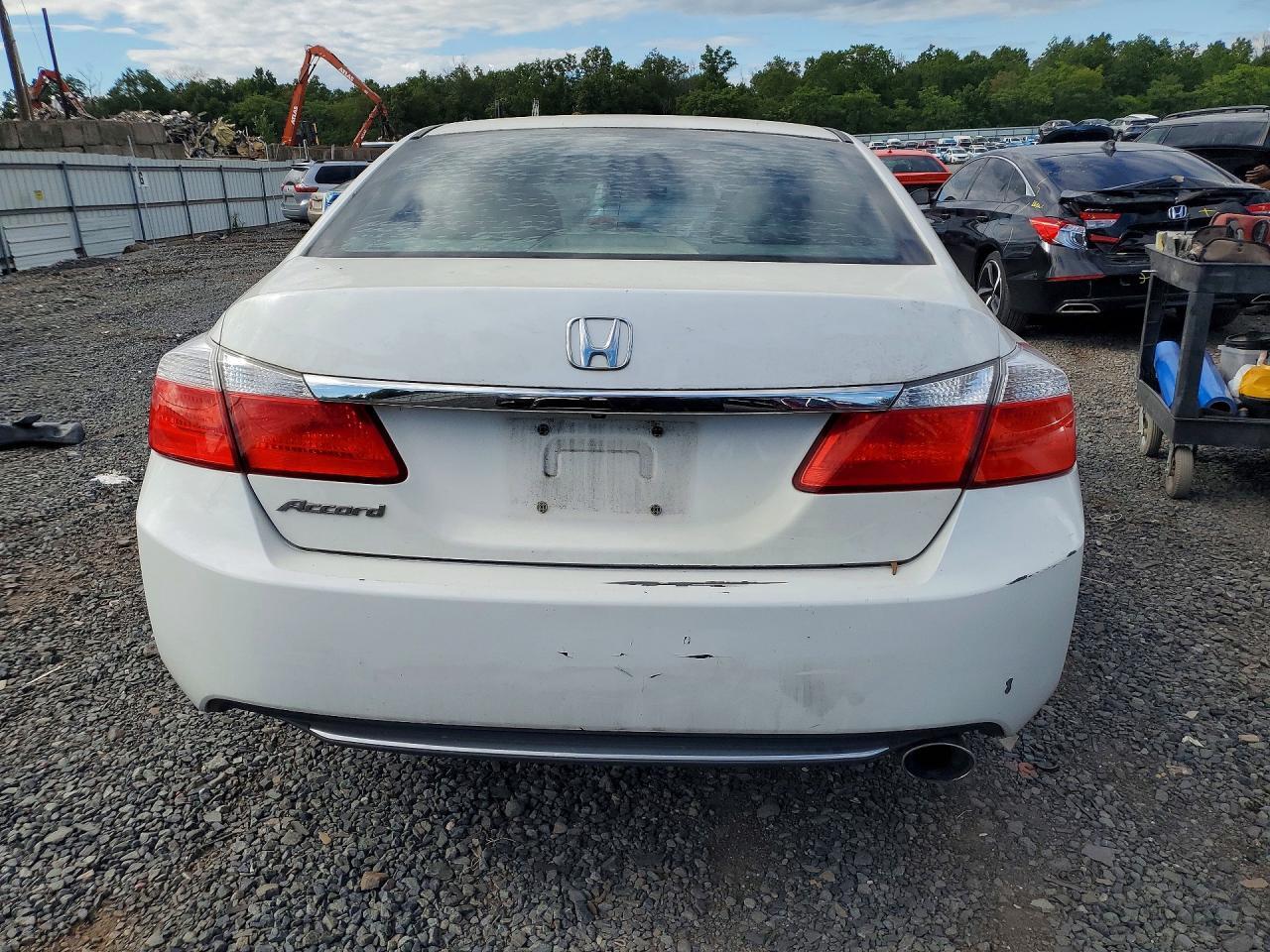 2014 HONDA ACCORD LX — Фото 6 из 12
