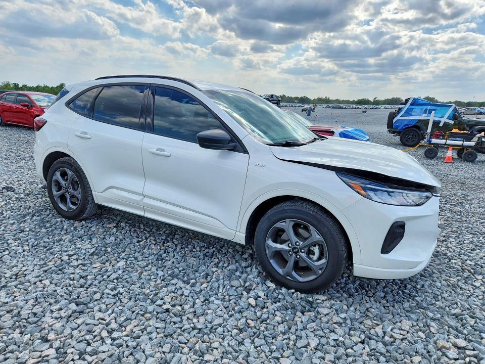 2024 FORD ESCAPE ST LINE — Фото 4 из 12