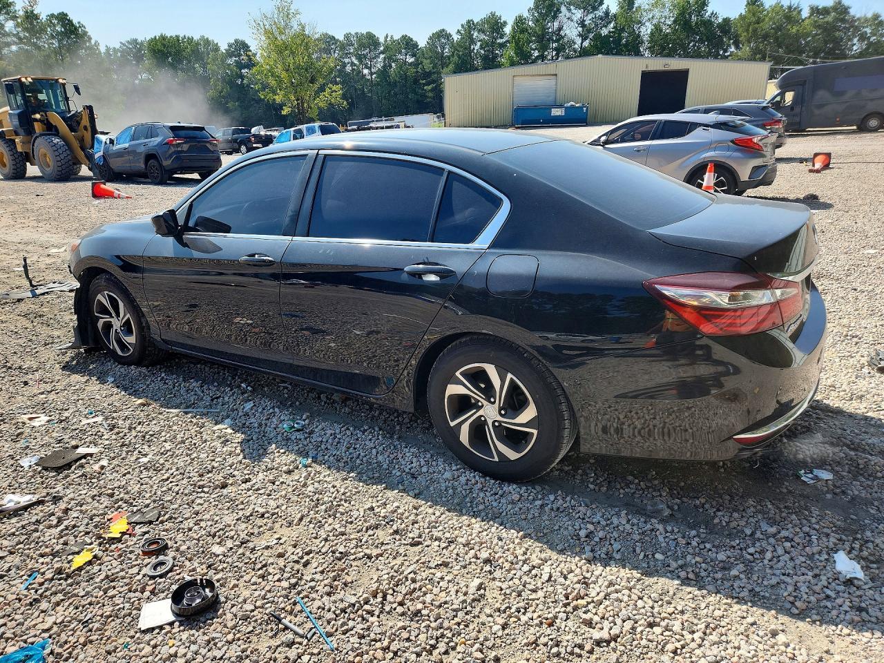 2017 HONDA ACCORD LX — Фото 2 из 13