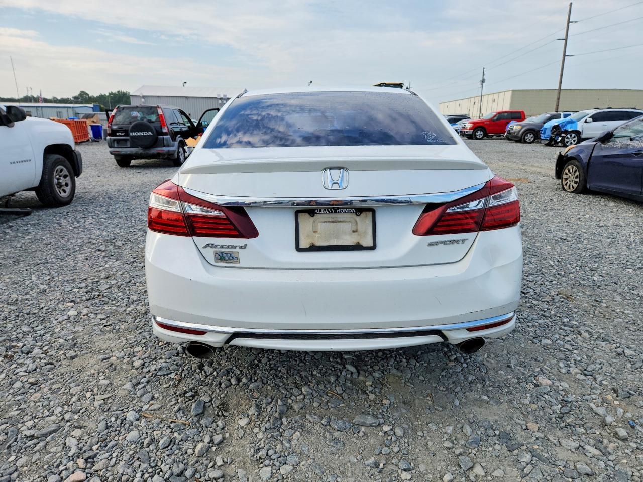 2017 HONDA ACCORD SPORT — Фото 6 из 12