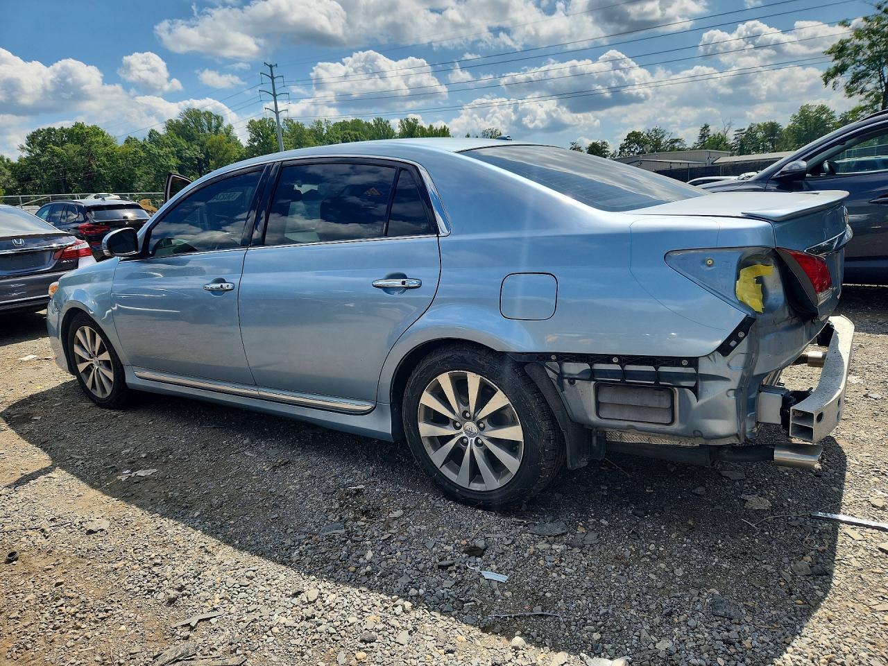 2011 TOYOTA AVALON LIMITED — Фото 2 из 12